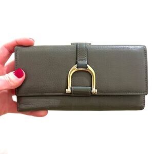 Gucci Continental Bifold Wallet Gray Leather Horsebit Gold Hardware